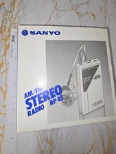 Sanyo RP-45 AM/FM Stereo Portable Radio Walkman Style Silver. Vintage. rare, new