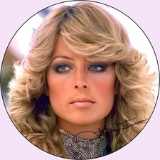 farrah fawcett Holly Mega Pin