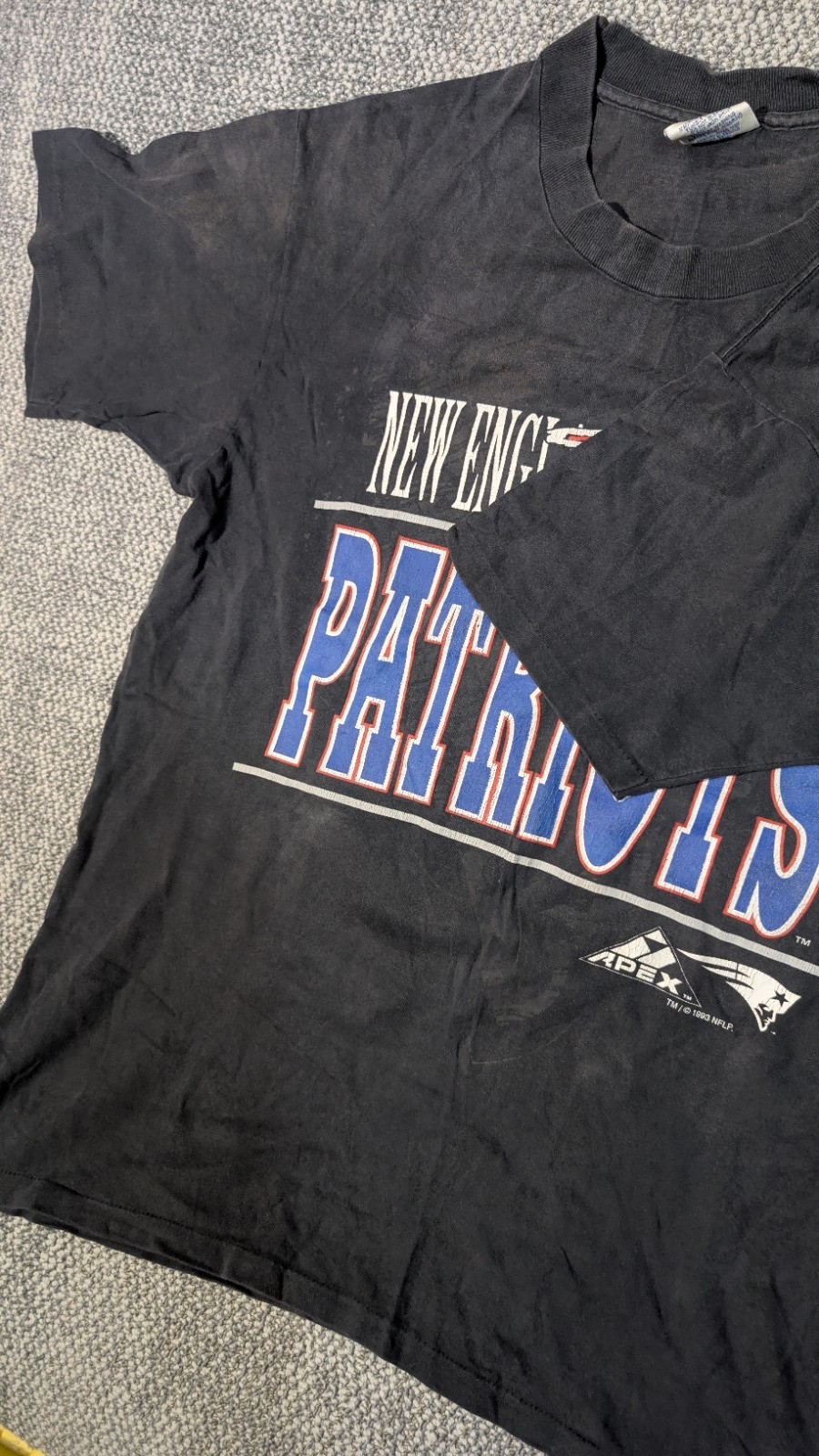 1993 Apex Sportswear New England Patriots Double Sided Graphic Shirt Large