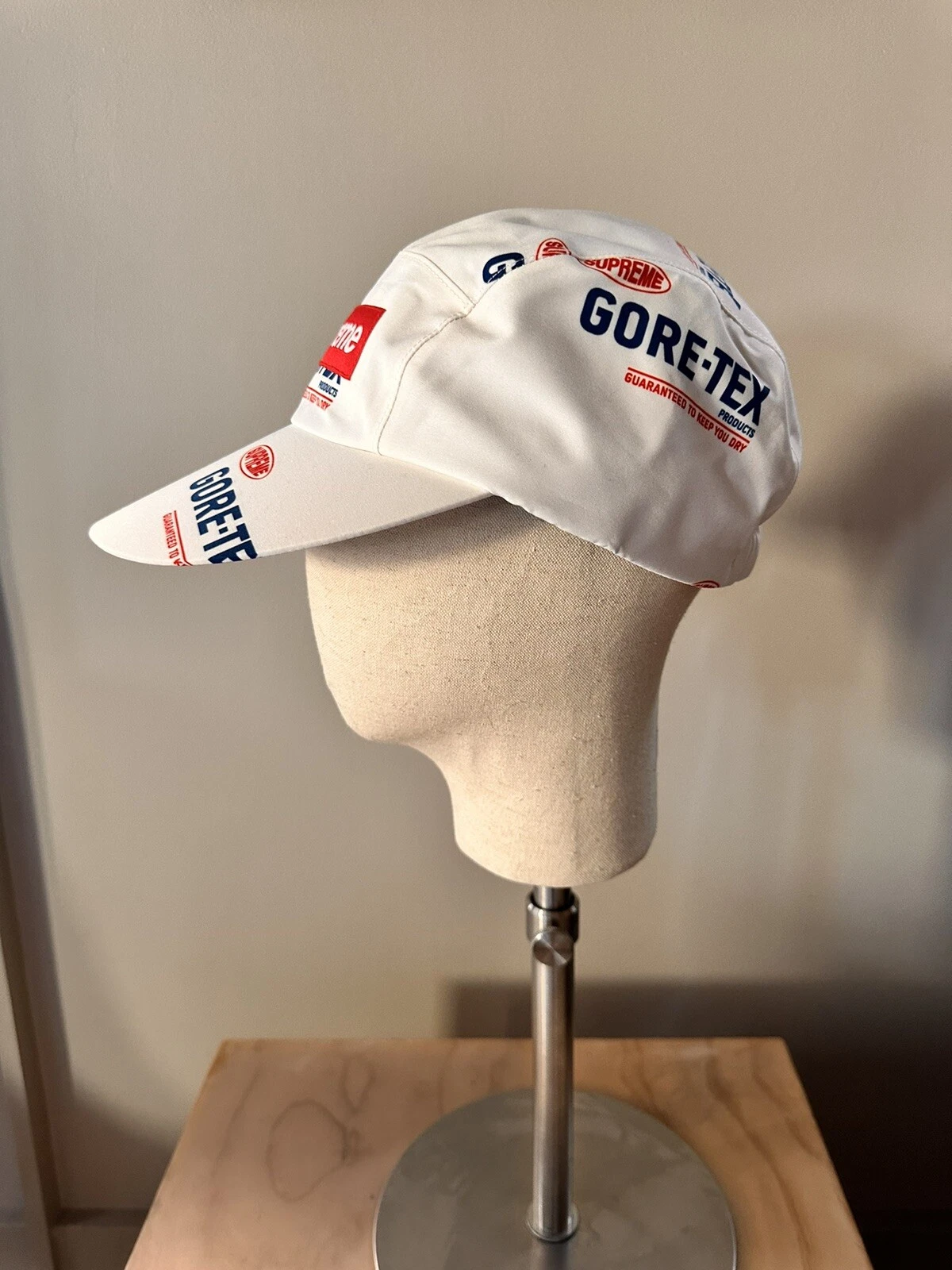 Chapeau 100 % authentique SUPREME OS ss22 gore Tex Polartec long Bill Ca Nat logos neuf avec étiquette