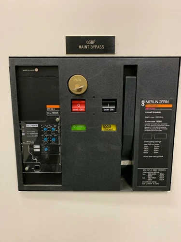 MERLIN GERIN Masterpact MP16 H1 1600A Circuit Breaker in cradle(S6LLST4842)