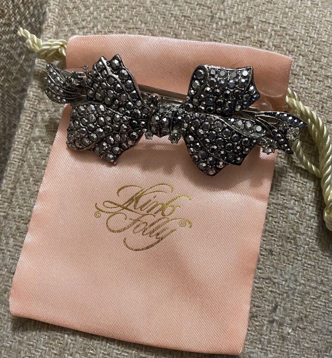 Vintage Kirks Folly Silvertone Rhinestone Bow Hair Clip  display picture 3
