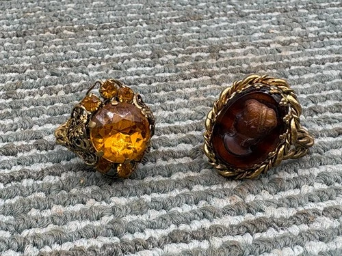 VINTAGE PAIR COSTUME JEWELRY TWISTED BRASS ADJUSTIBLE RINGS MADE N GERMANY CZECH