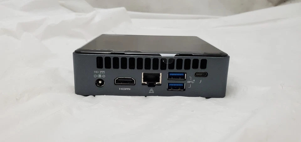 Intel NUC8i3BEK : i3-8109U 3.0GHz : 16GB RAM : 256GB SSD : No OS - New Open Box - Image 4 of 4
