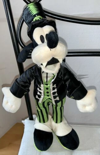 Peluches et doudous Disney de Dingo