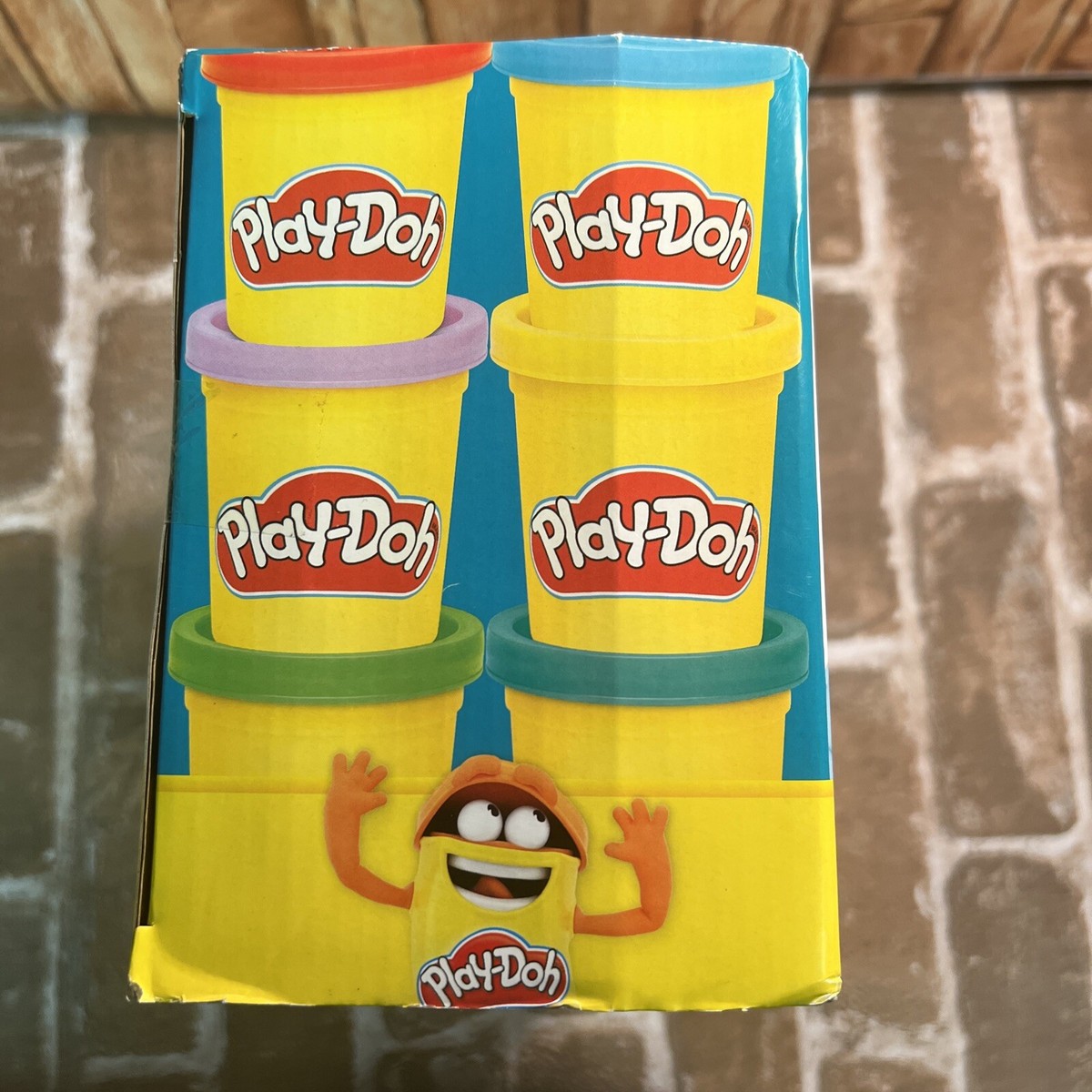 Play-Doh Case of Imagination 30 Pack Non Toxic Modeling Compound NEW  Damaged Box