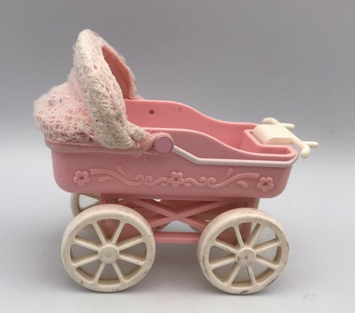 Mattel 1998 Barbie Kelly Doll Tiny Steps Stroller Bead Baby Buggy Pink mattel-1998-barbie-kelly-doll-tiny-steps-stroller-bead-baby-buggy-pink