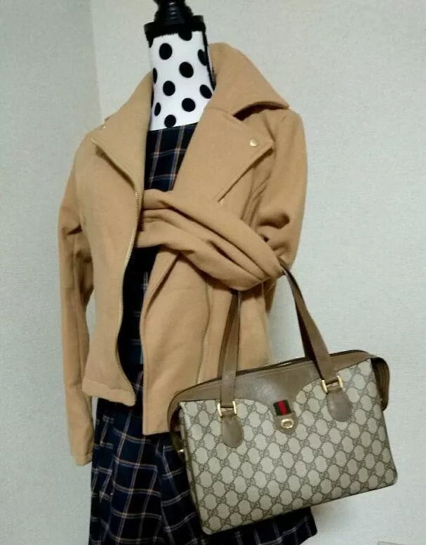 GUCCI Ancien sac à main Gucci 3 couches vintage livraison gratuite de JPN.