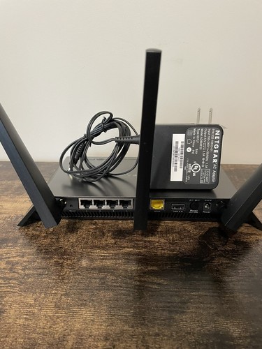 NETGEAR NIGHTHAWK AC1900 SMART WIFI ROUTER R7000 - - Afbeelding 5 van 10