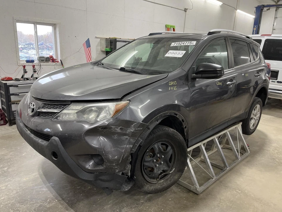 Used Wheel fits: 2014 Toyota Rav4 17x6-1/2 steel Grade A - Image 2 of 4
