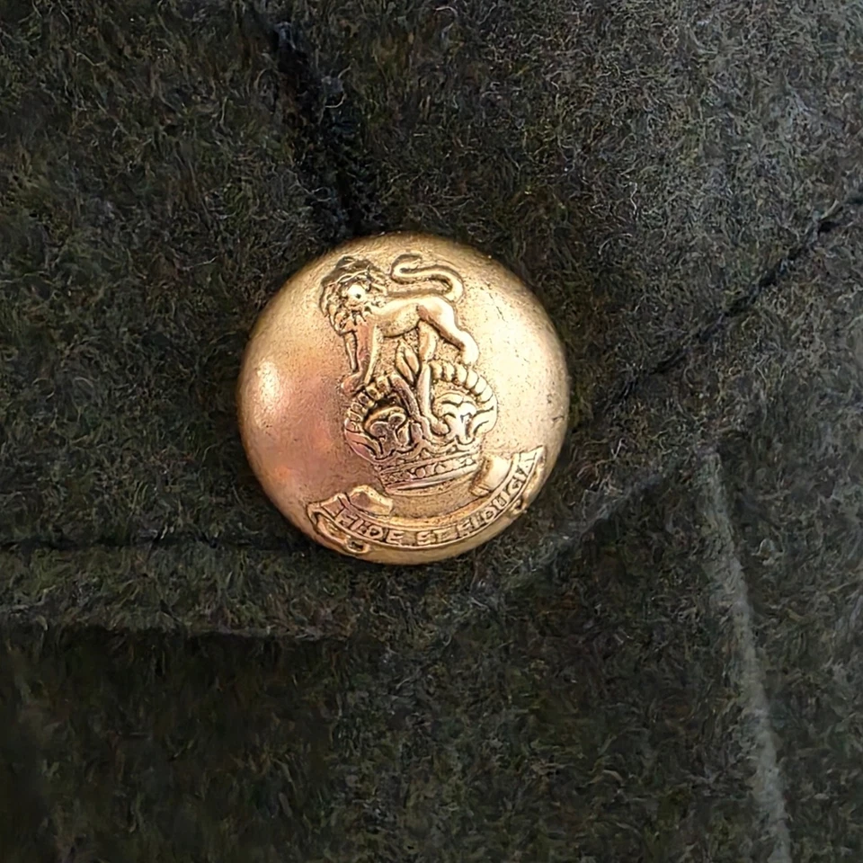 Minifalda militar de colección Y2K Miss Sixty mezcla de lana línea A hecha en Italia, talla Med. Foto 3 de 4