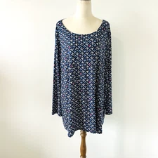 TS Taking Shape Long Sleeve Stretchy Tunic Top Plus Size 26 Geometric Textured