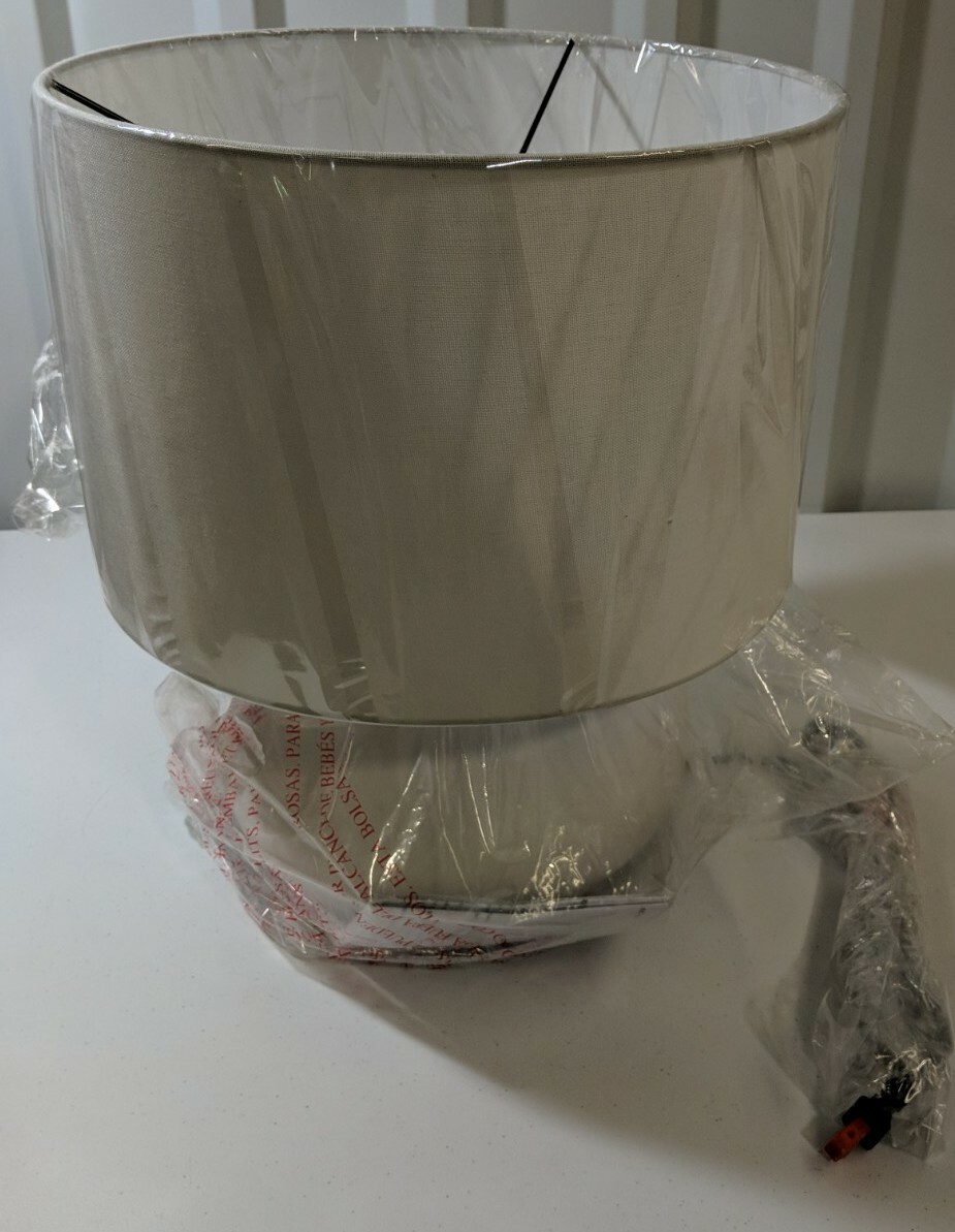 asymmetry ceramic table lamp