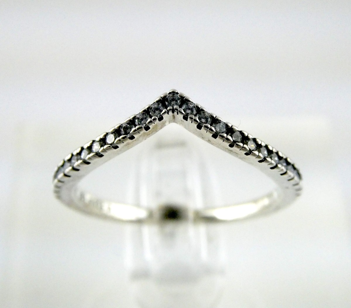 Pandora ALE Sterling Silver White Crystal V Shape Band Ring 925