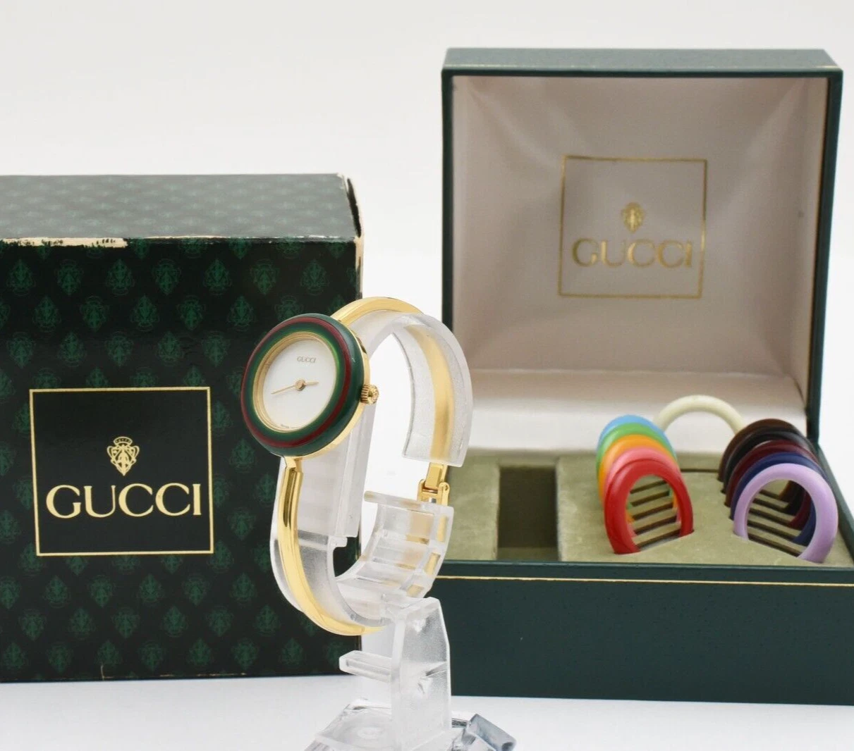 ▶️Montre femme vintage【N comme neuve/boîte】GUCCI 11/12.2 lunette changeante 12 couleurs or JAPON