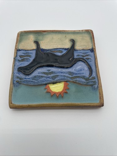 LIEF SPORCK 2010 MICHIGAN STUDIO ART POTTERY TILE WALL PLAQUE “DOG” - Picture 4 of 7