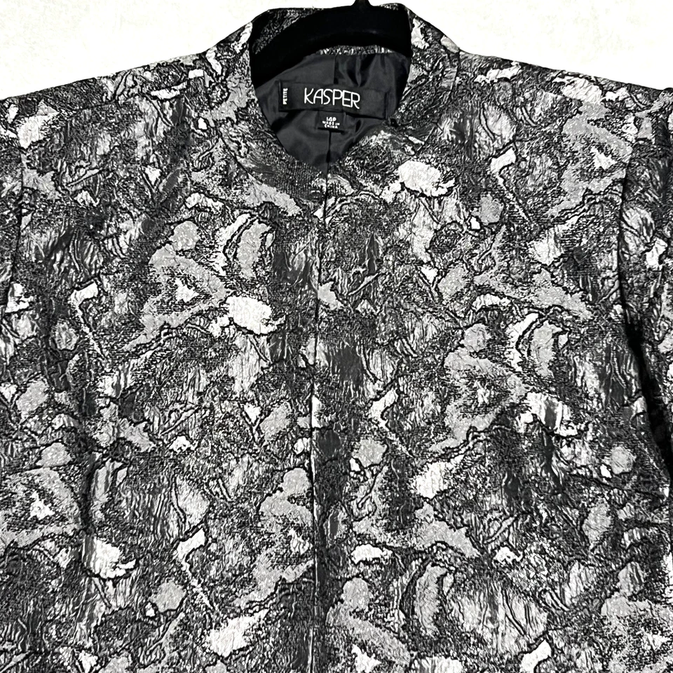 Kasper 14P 金属银色黑色提花开襟西装外套夹克全新带标签娇小 — 第 2/4 张图片