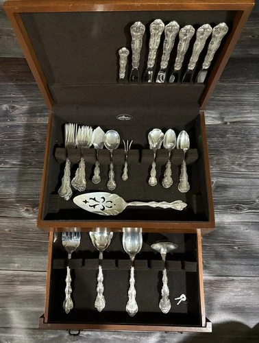 Gorham STRASBOURG Sterling Silver Flatware Set 33pcs With NO Monogram & Case