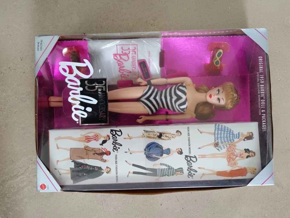 Muñeca Barbie 35 aniversario 1993 reproducción 1959. Rubia. NUEVO. Por Mattel. Foto 2 de 3