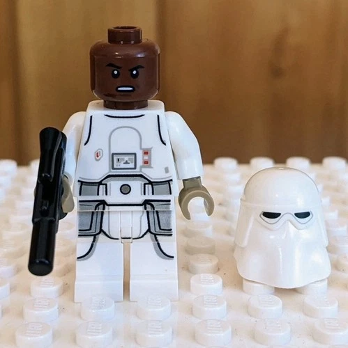 Lego Star Wars Hoth Snow Trooper With Brown Head EXCLUSIVE to set 75320