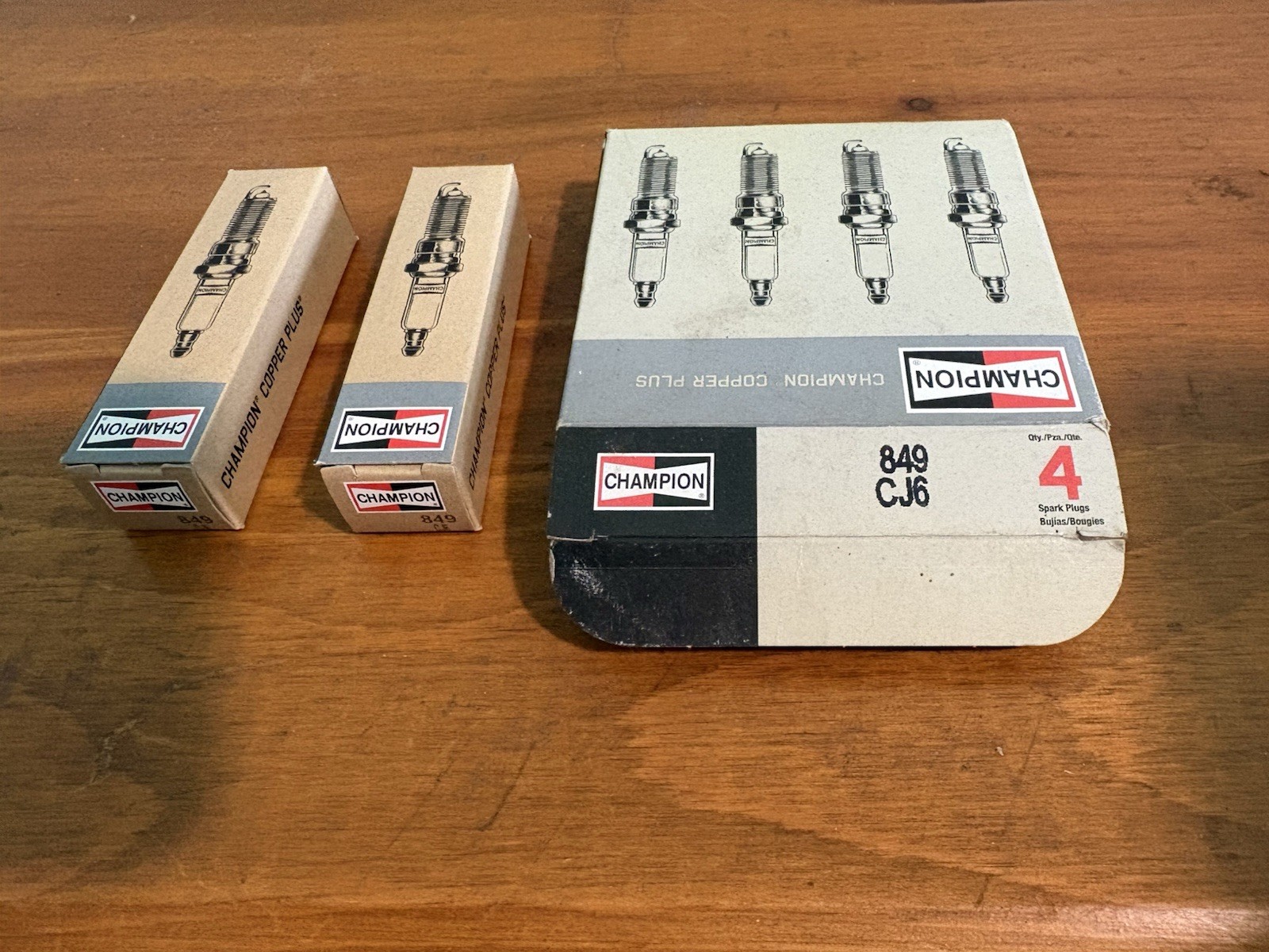 Lot Of 2 Champion 849C Small Engine Spark Plug, CJ6, 849-1, RCJ6, L7RC