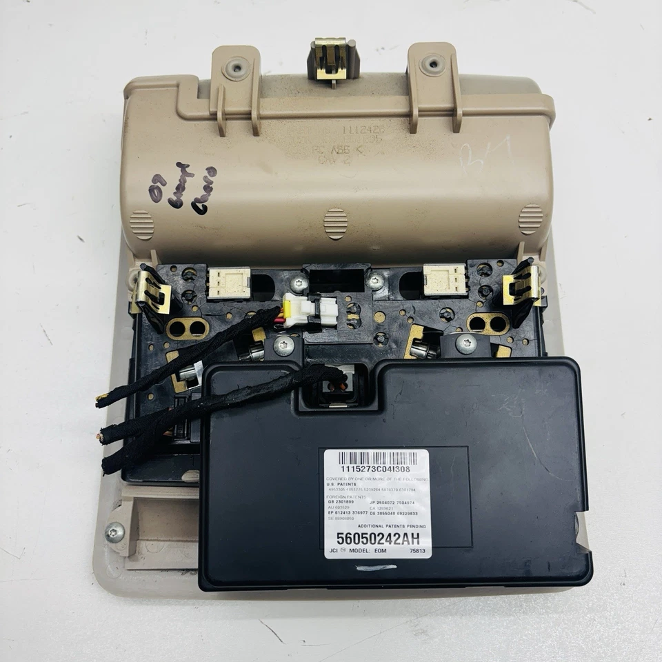 Jeep Grand Cherokee 2005-2010 luz de mapa superior techo corredizo interruptor domo bronceado Foto 3 de 3