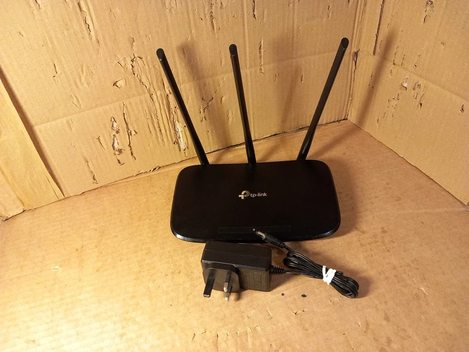 TP-Link TL-WR940N Compact Modem Router Black Wireless N 450Mbps 4-Ethernet Ports - Image 2 of 4