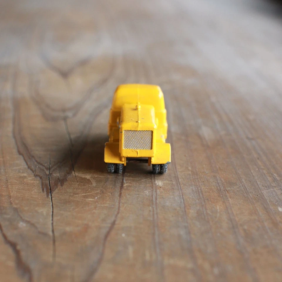 Camion compressore vintage Matchbox Lesney n.28 Thames Trader senza scatola - Immagine 4 di 4