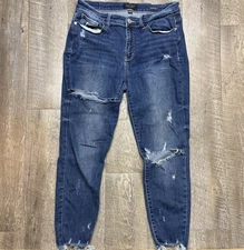 Judy Blue Skinny Fit Denim Jeans Women’s Size 15/32 Distressed JB82265DK (32x26)