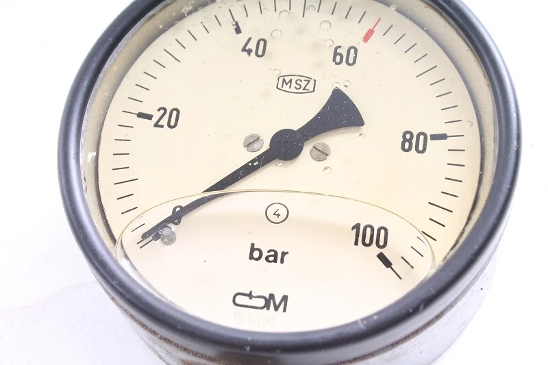 altes Manometer 100 Bar Anzeige Messgerät Metall old vintage - Bild 4 von 4