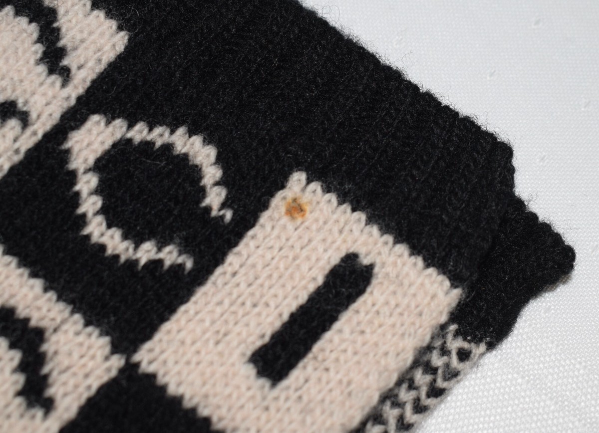 GUCCI　ストール　LANA-WOOL 100% Gucci Black/White Checkered Word Logo 100% Lana Wool