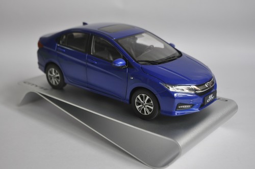 Honda City car model in scale 1:18 Blue 