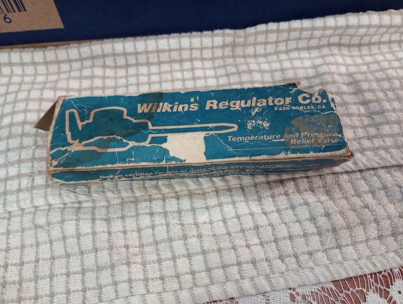 ZURN WILKINS DIV. TEMPERATURE PRESSURE RELIEF VALVE WITH EXTENSION THERMOSTAT