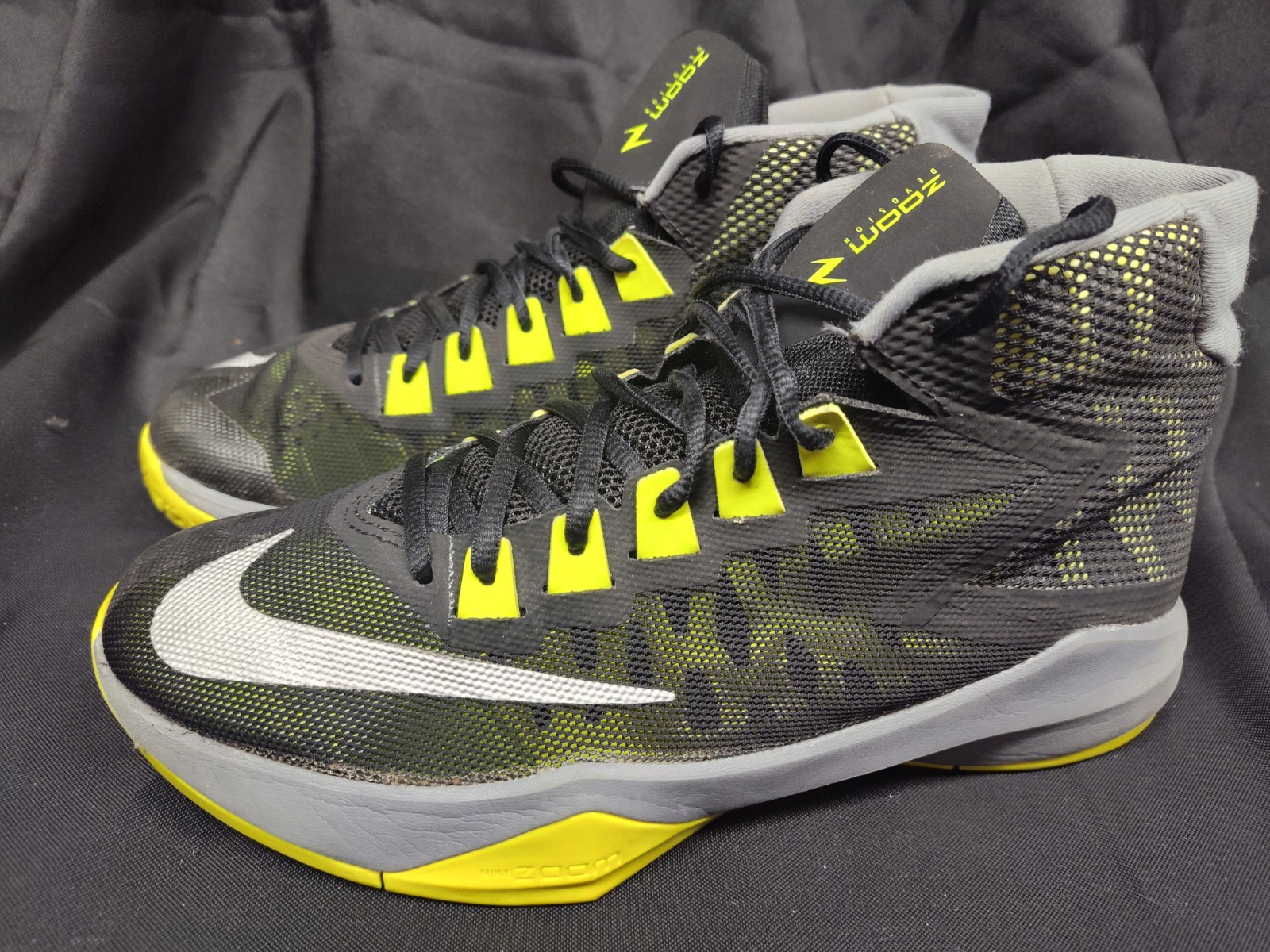 SAOLA Scarpe da basket Nike Zoom Devosion 844592 002 nere da uomo sneakers taglia 7 5