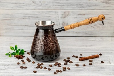 Turka, Türkische Kaffeekanne Kupfer-Dzhezva   Mokkakocher mit Holzgriff