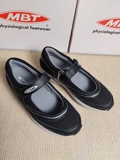 MBT Women's Baridi Black/White Flat Shoes