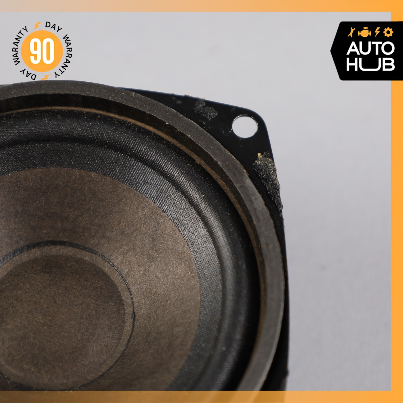 03-19 Maserati GranTurismo S M145 Dashboard Dash Center Audio Speaker Bose OEM