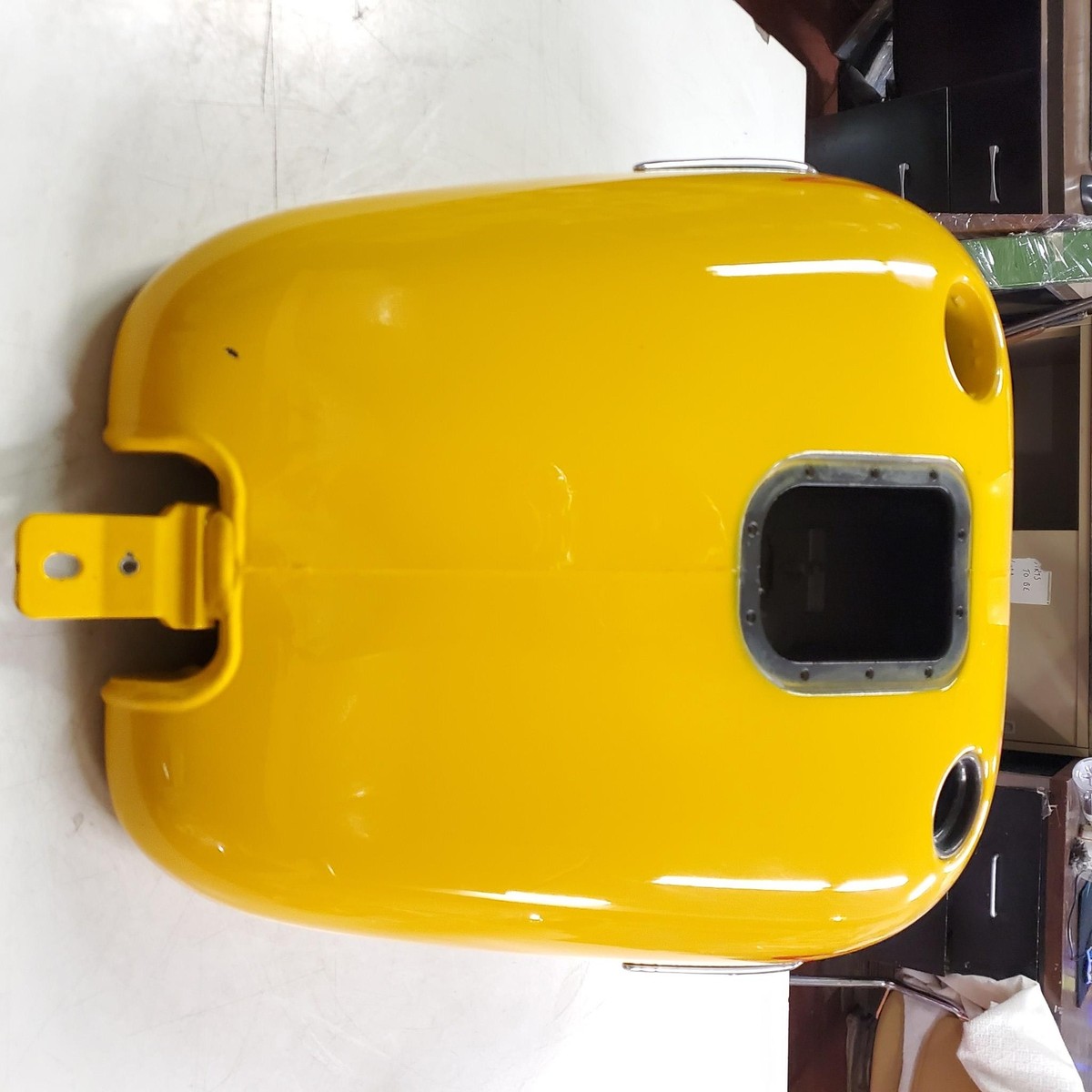 Harley Yellow w/Emblems FLSTC HERITAGE SOFTAIL CLASSIC FAT BOY Gas