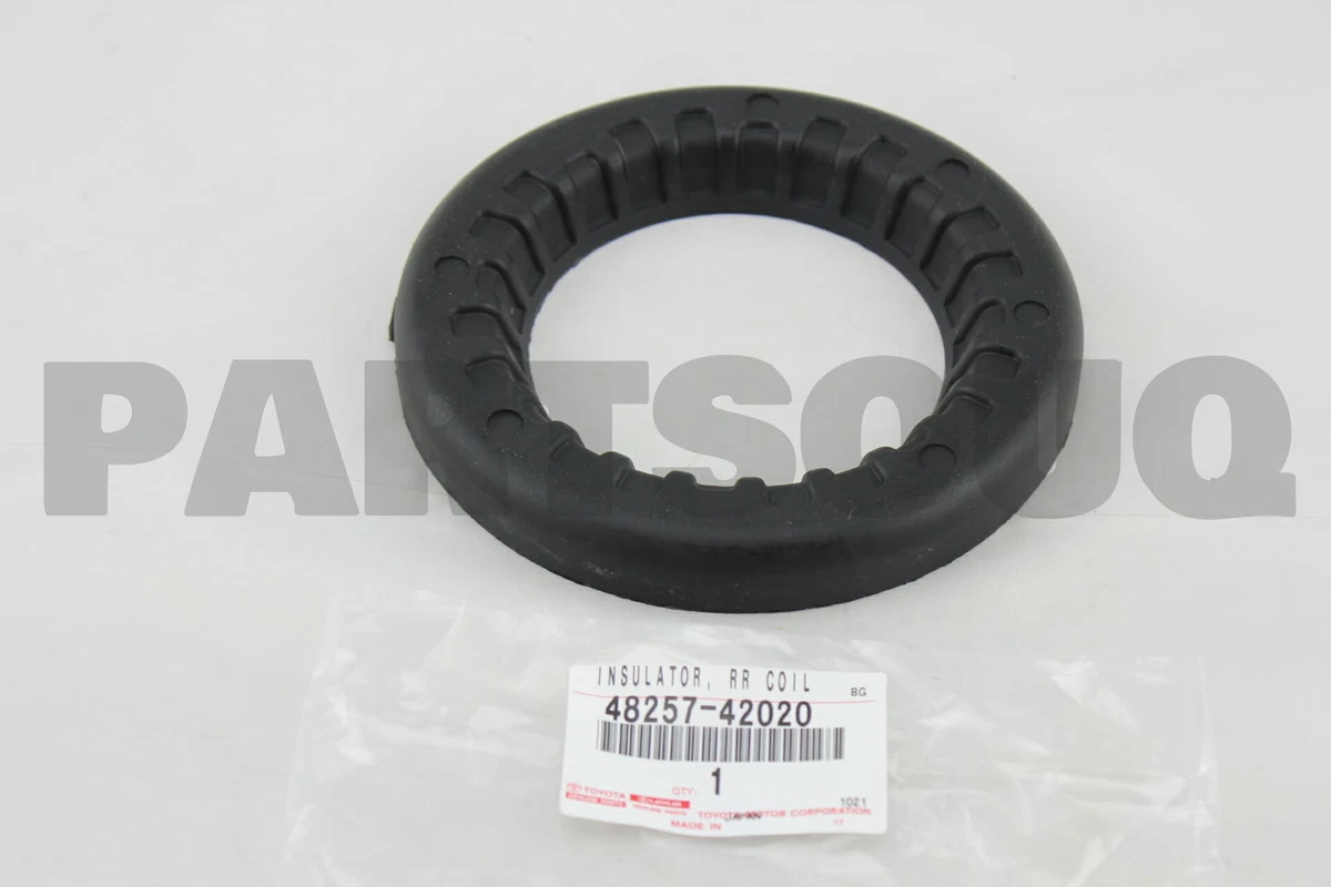 4825742020 Genuine Toyota INSULATOR, REAR COIL SPRING, UPPER, RH 