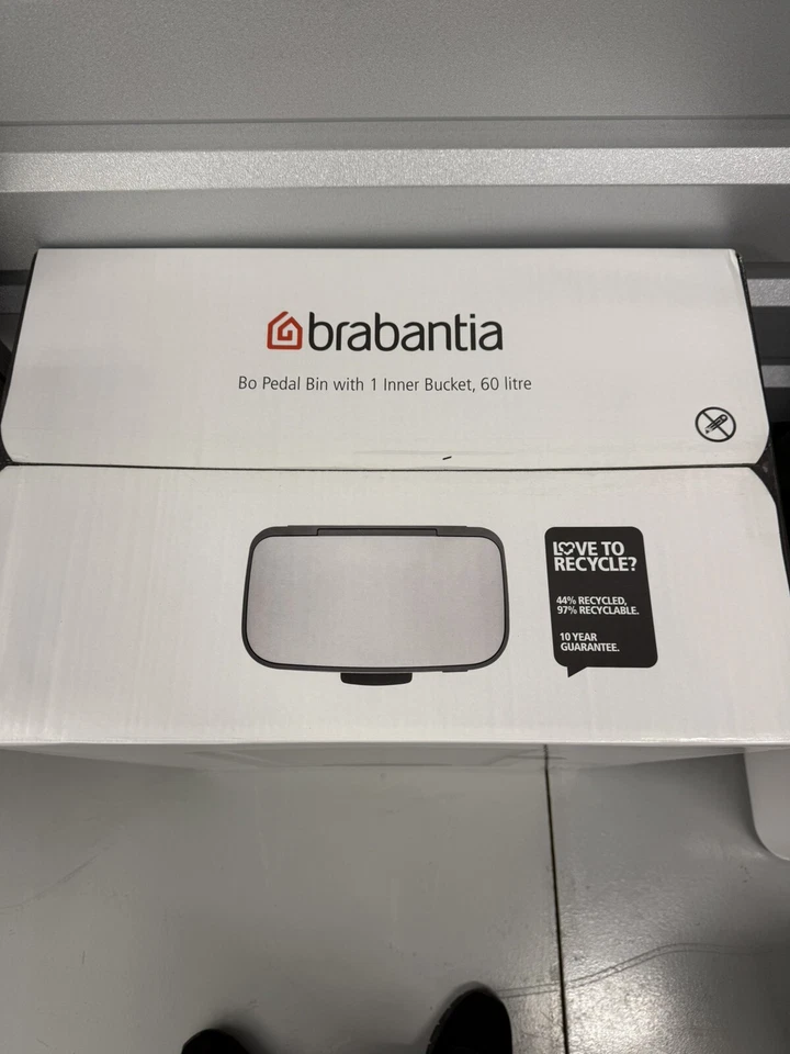 ¡¡¡Nuevo!!! Bote de basura Brabantia Bo Step On, 16 galones hormigón gris gama alta!!! Foto 3 de 4