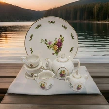 Royal Albert OLD COUNTRY ROSES Le Petite Mini/Miniature 10 Pc Childs Tea Set Nwt