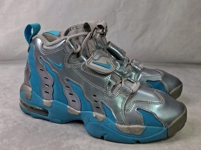 Nike Deion Sanders Air DT Max '96 Diamond Turf Sneakers 316408-005
