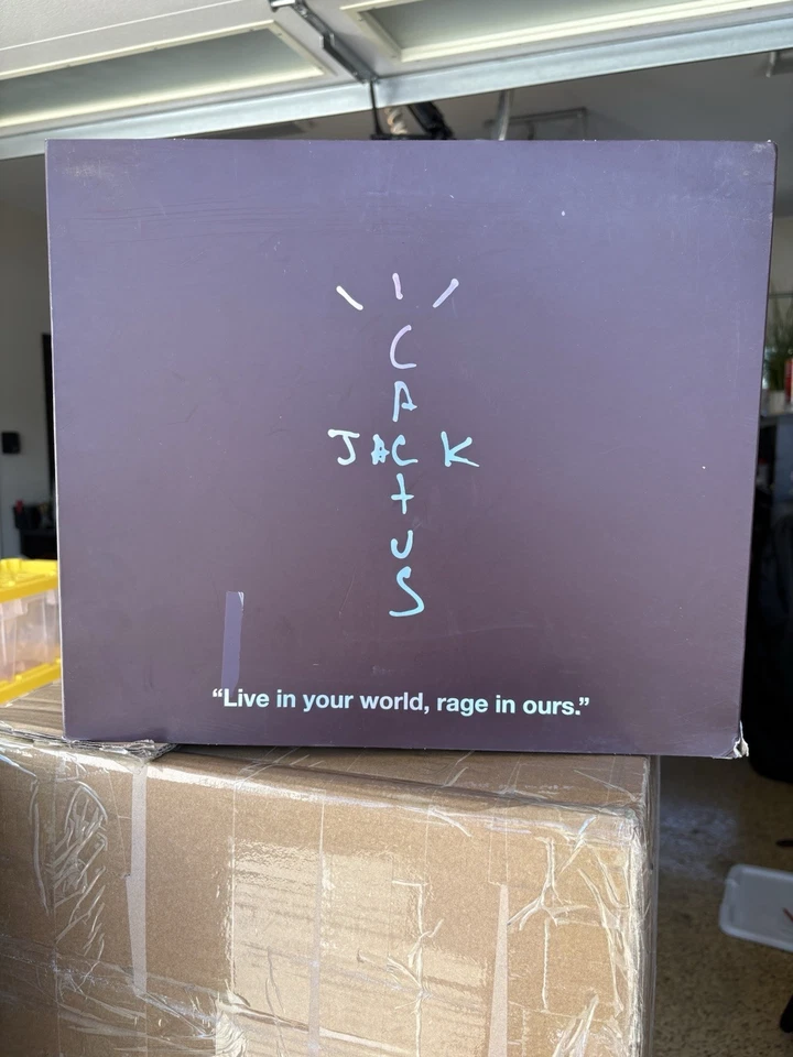 Travis Scott Cactus Jack Fortnite 12" Figura de Acción Dúo Set Nuevo en Caja Foto 2 de 4