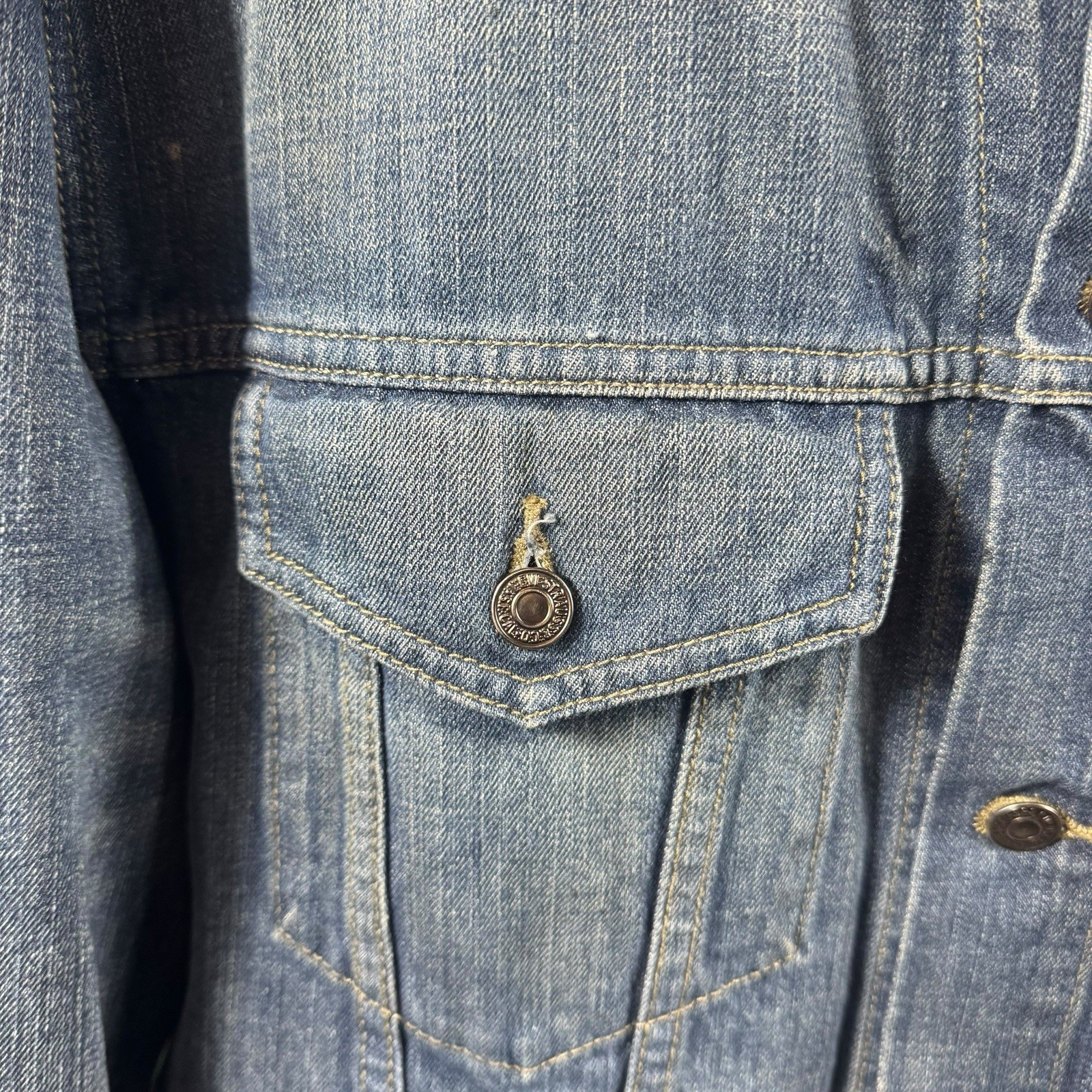 Levi’s Men’s Denim Trucker Jacket XL Blue Jean Vintage Wash Button Front Coat thumbnail 22