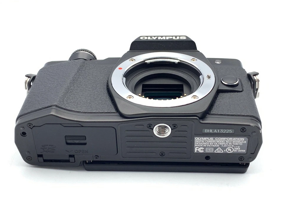 Cuerpo OLYMPUS OM-D E-M10 MarkII 16,0 MP NEGRO -casi como nuevo - 3052 Foto 3 de 3