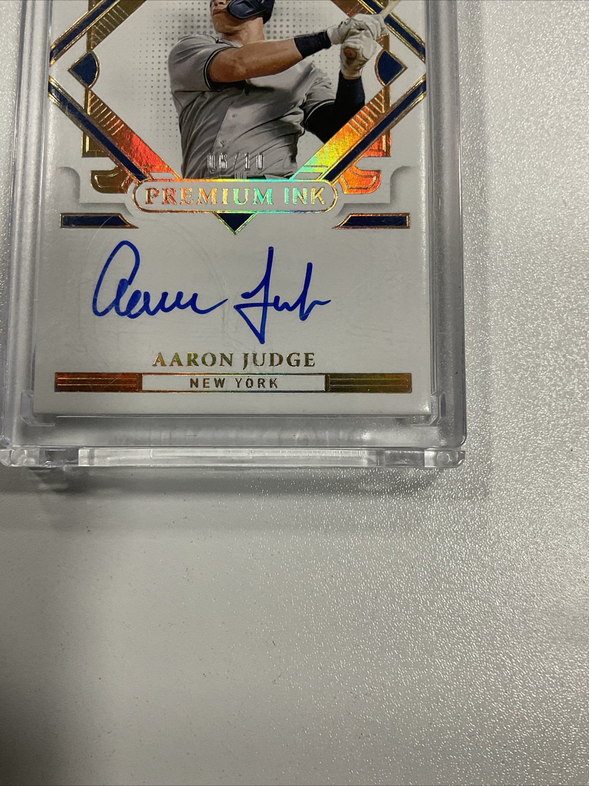 2022 Panini Flawless - Premium Ink Auto Aaron Judge #PI-9 Gold /10 (AU) Rare view 4