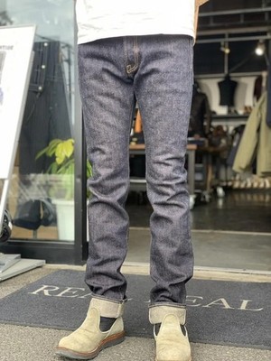 IRON HEART 555-SST 21oz Selvedge Stretch Super Slim Straight Jeans
