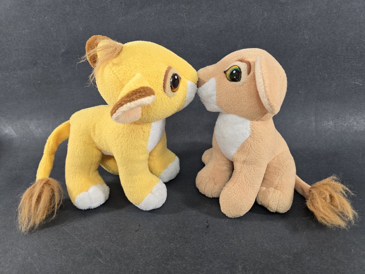 Vintage 1993 Mattel Disney Lion King Simba Nala Magnetic Kissing