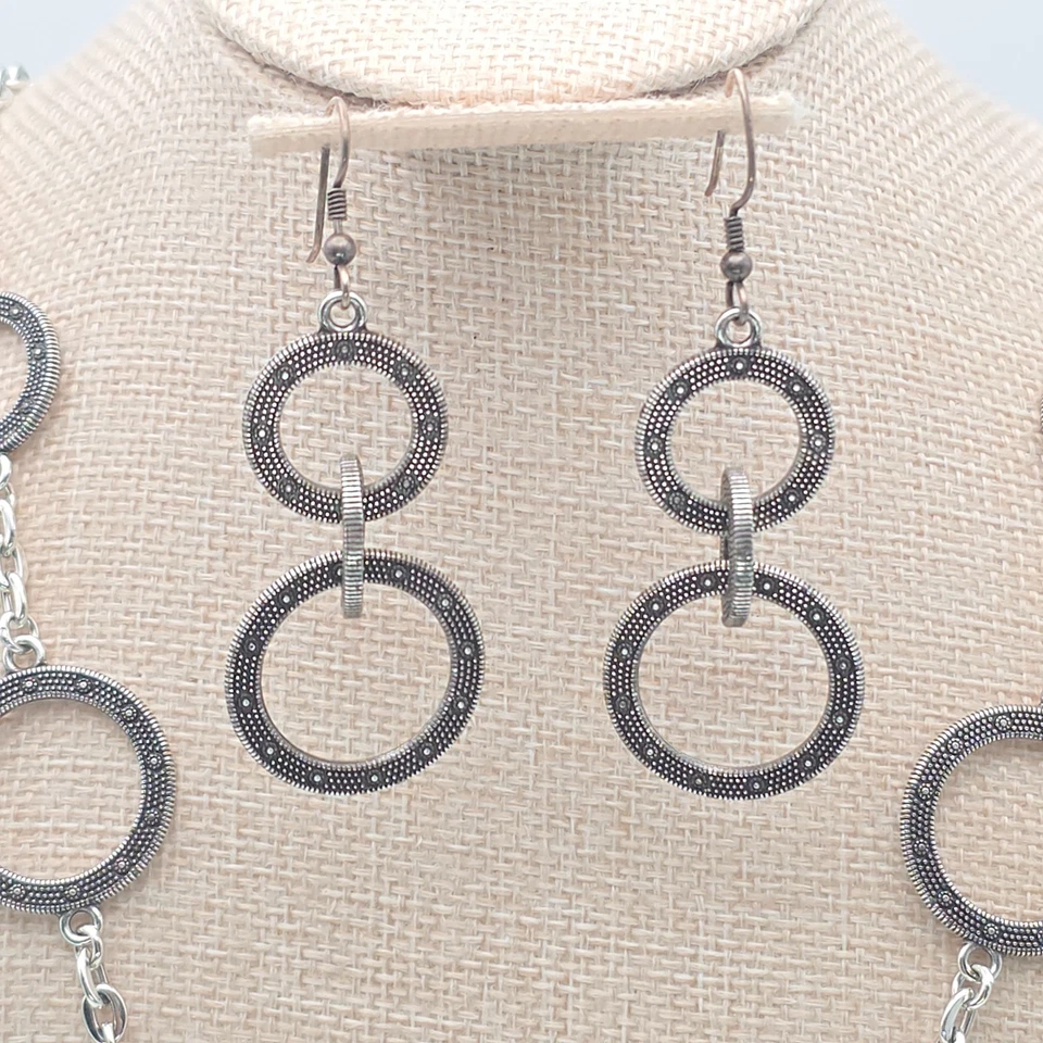 ¡Raro! Conjunto de collar y pendientes Brighton anillos acero gris y negro ¡ENVÍO GRATUITO DE $!! Foto 3 de 4