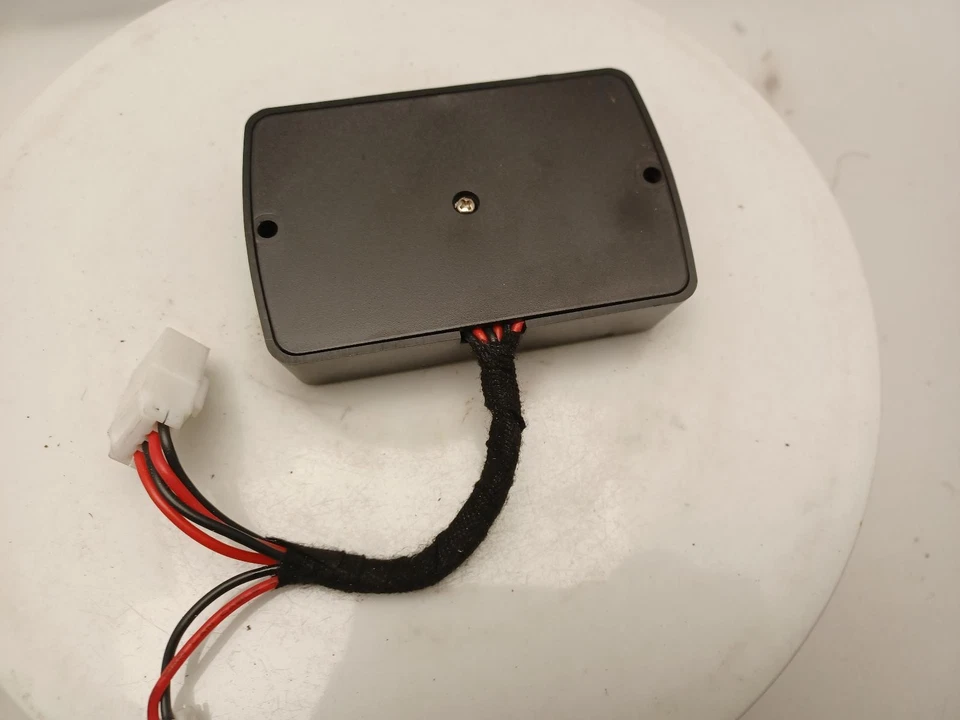 LOTUS EVORA Speaker Control Module ECU 2010-2021 A132M0160F - Immagine 2 di 4